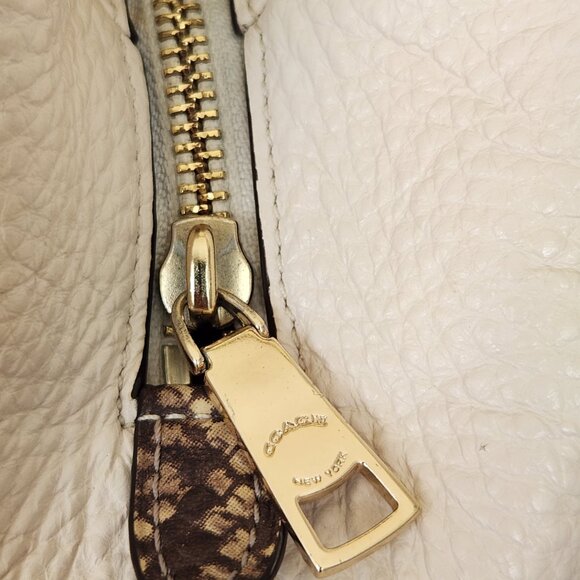 Coach Madison Phoebe Tan & Chalk Shoulder Bag Purse - Picture 10 of 15